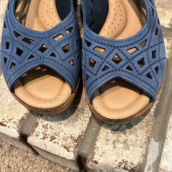 🔷️ Spring Step 🔷️ BLUE Leather Slingback Wedge Sandel SIZE 38 - Picture 6 of 8